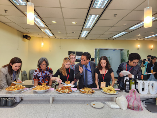 From left to right: FUV Professor Elsa Costa, FUV Vice Provost Mira Seo, and IMAS students and Director.