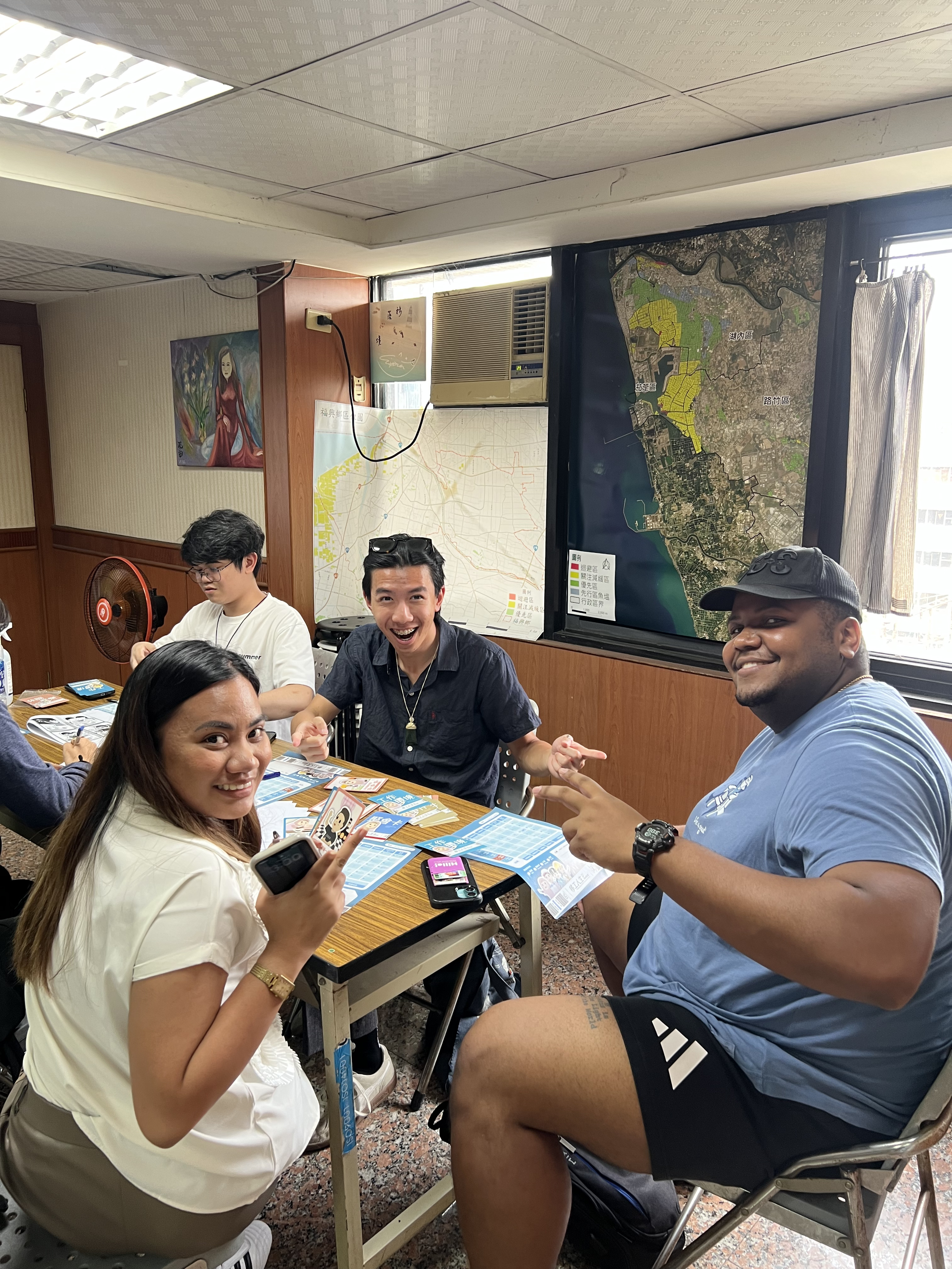 IMAS students tried the role-playing board game 